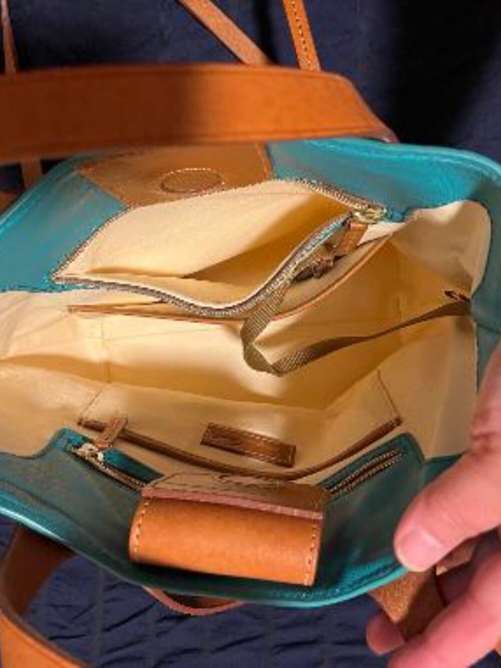 Dooney and Bourke Shoulder Bag - Picture 3 of 3